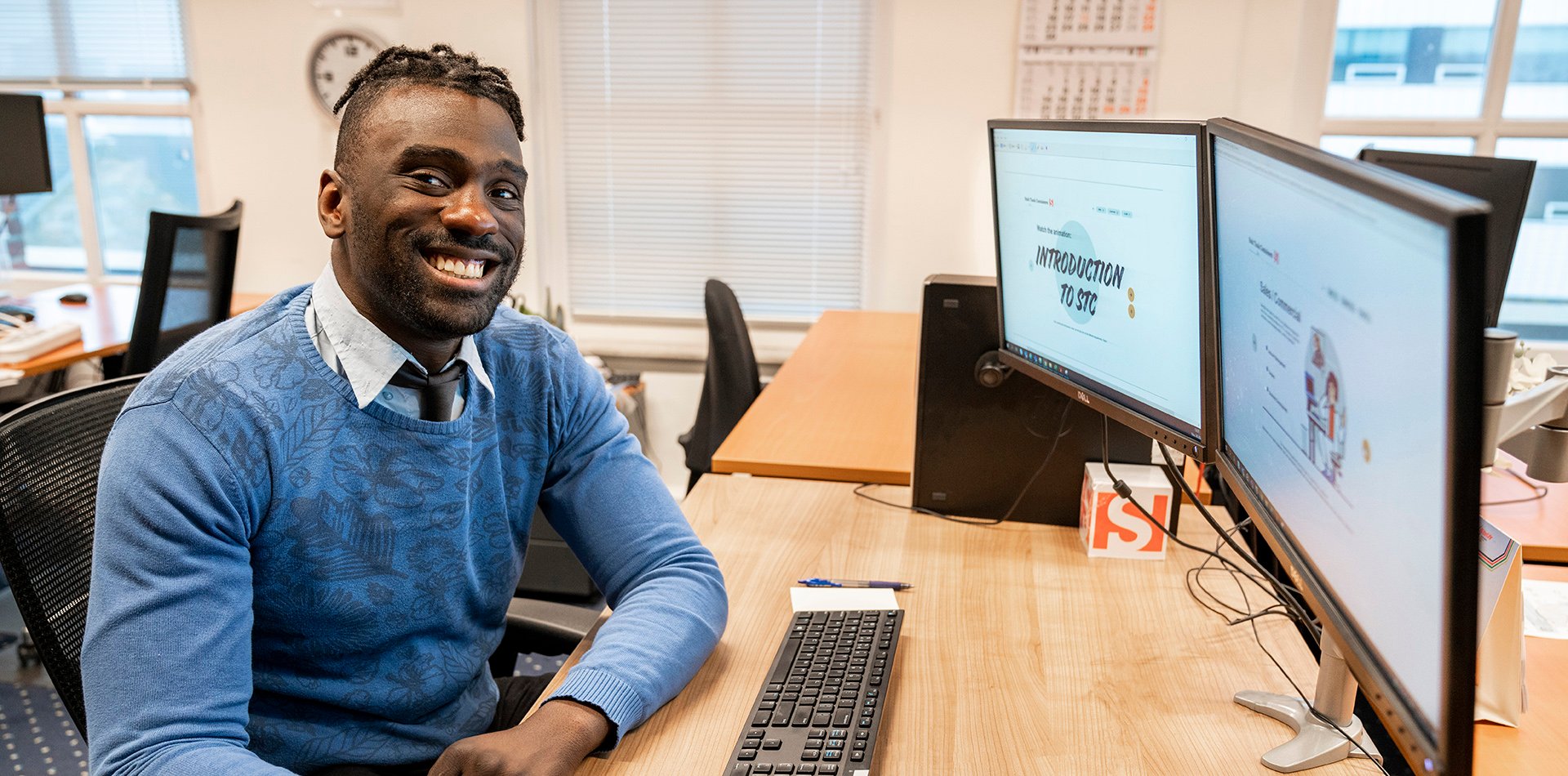 Stolt Tank Containers expert studying the online learning course